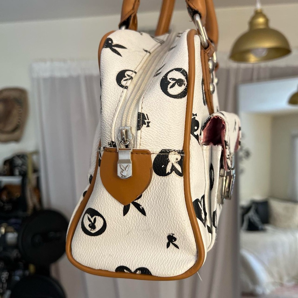 Rare 2000s Playboy monogram handbag 🐰 - Picture 2 of 6